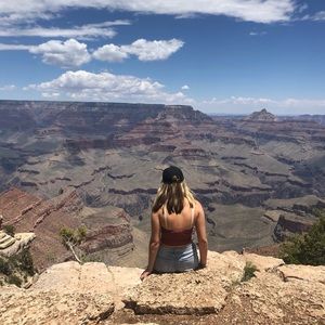 Meet your Posher, Olivia